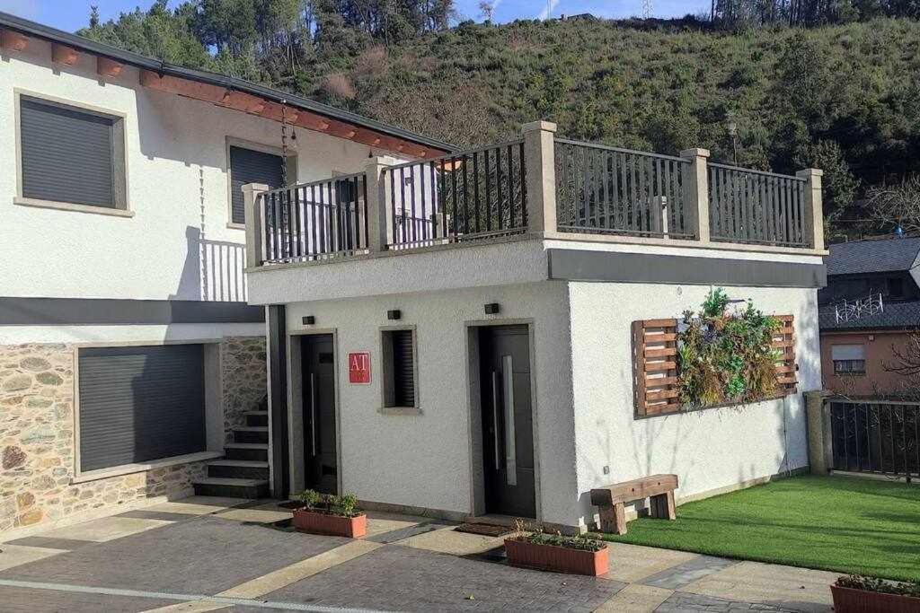 Precioso Apartamento De 1 Habitacion O Barco de Valdeorras Exteriér fotografie